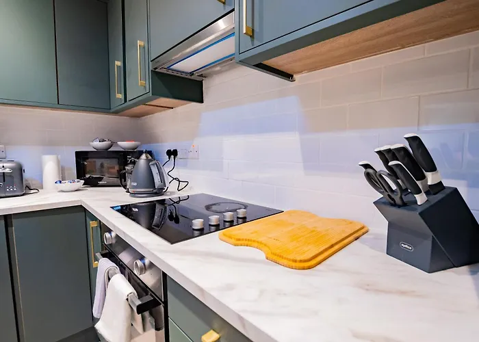 The Large Group House Tatil Evi